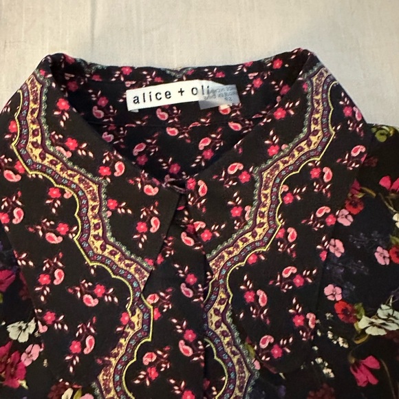 ALICE + OLIVIA 
Willa 70'S Floral-Print Silk Blouse - Multicoloured (T1) - Picture 7 of 11